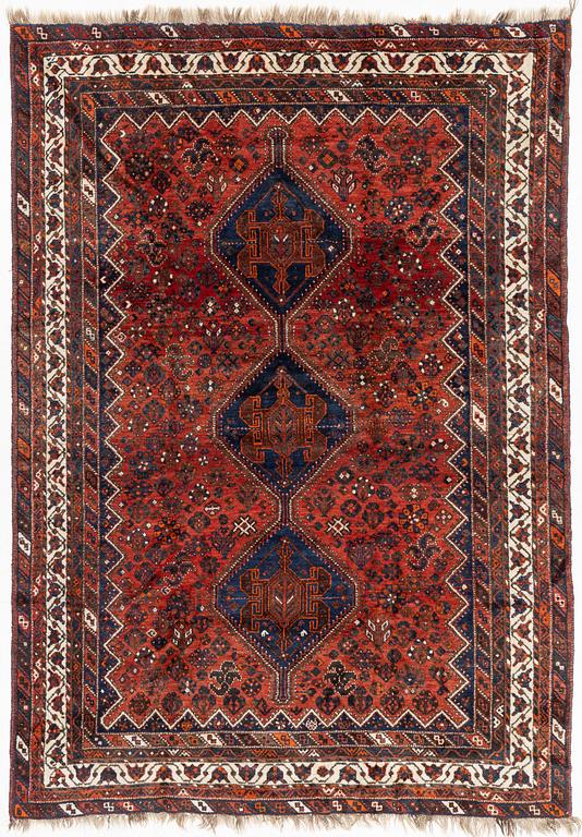 Matta, Shiraz, ca 320 x 225 cm.