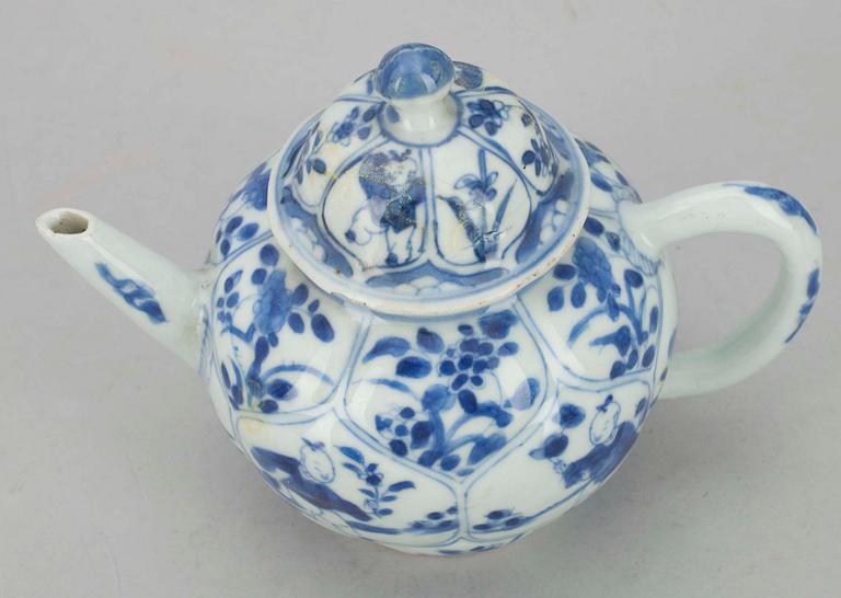 KANNA, porslin, Kangxi, tidigt 1700-tal. Kina.