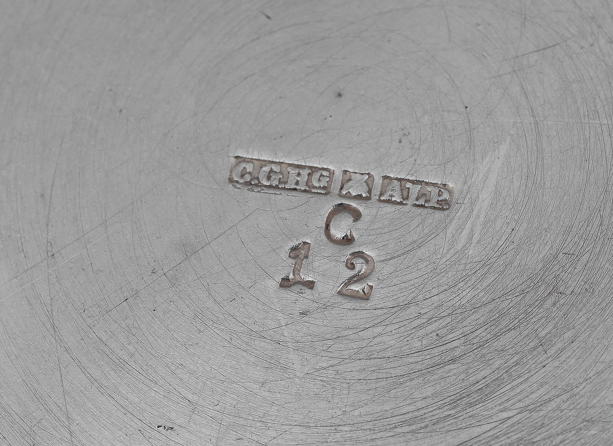 TEKANNOR MED FAT, ett par, nysilver, CG Hallberg, Stockholm 1920-tal.