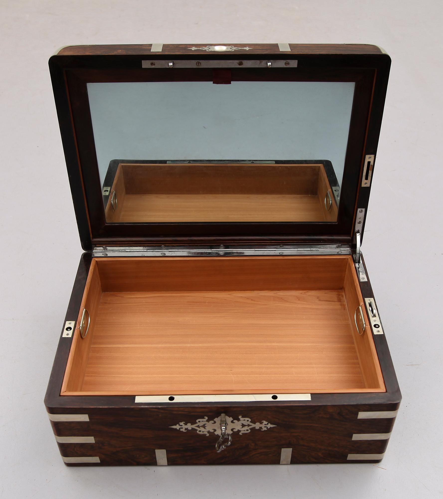 RESESCHATULL, Jakaranda, omkring 1900.