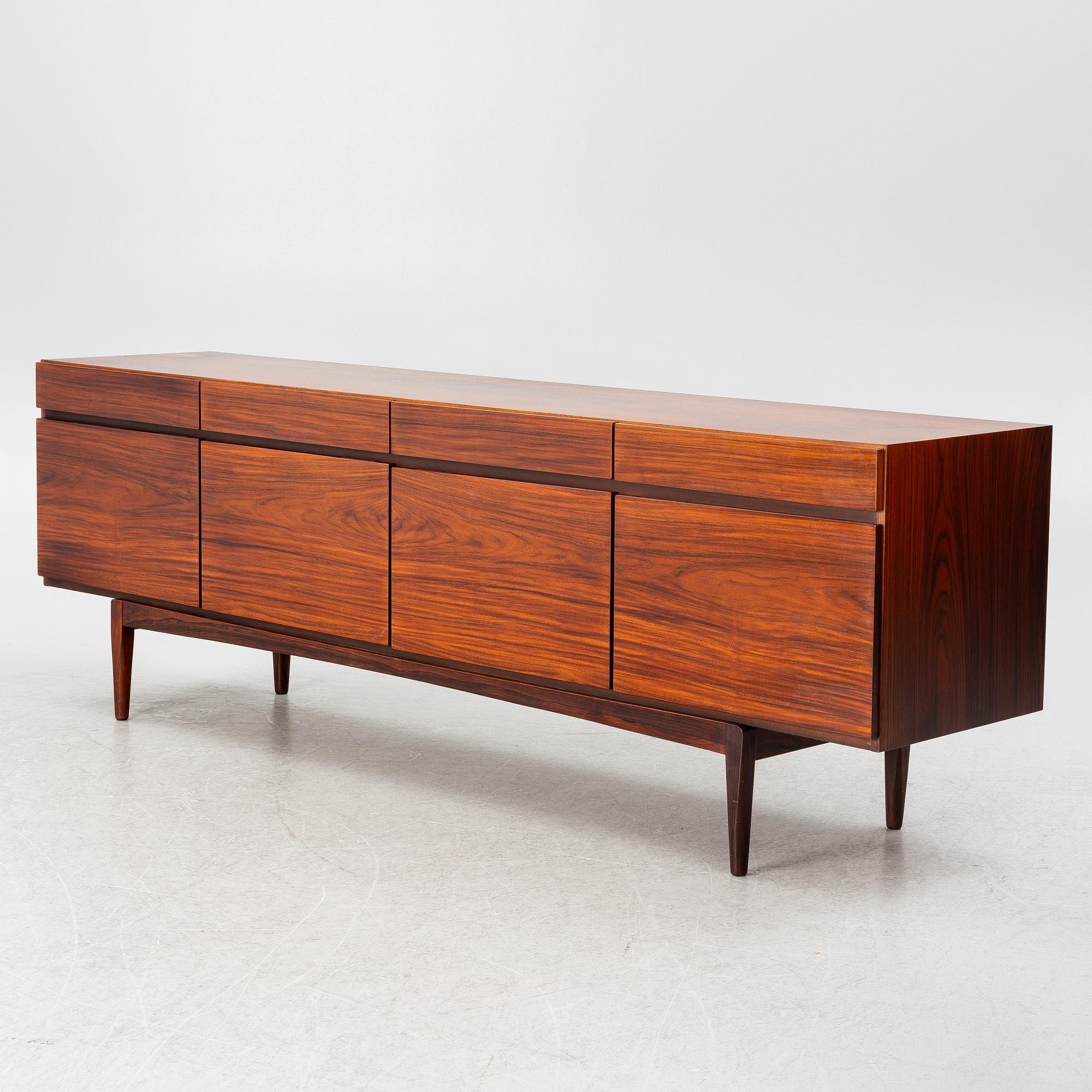 Ib Kofod-Larsen, sideboard, modell "FA-66", Faarup Møbelfabrik, Danmark, 1950/60-tal.