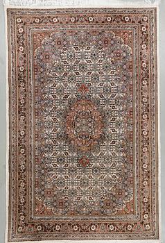 MATTA, orientalisk. Ca 196x300 cm.