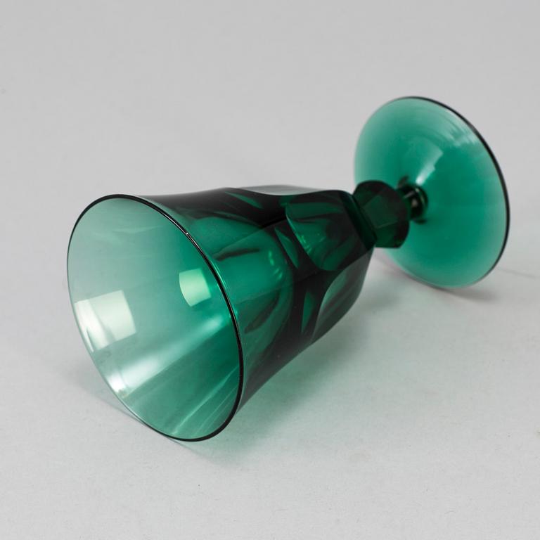 VINGLAS, 9 st "Bergh", design Elis Bergh för Kosta, 1900-talets mitt/andra hälft.