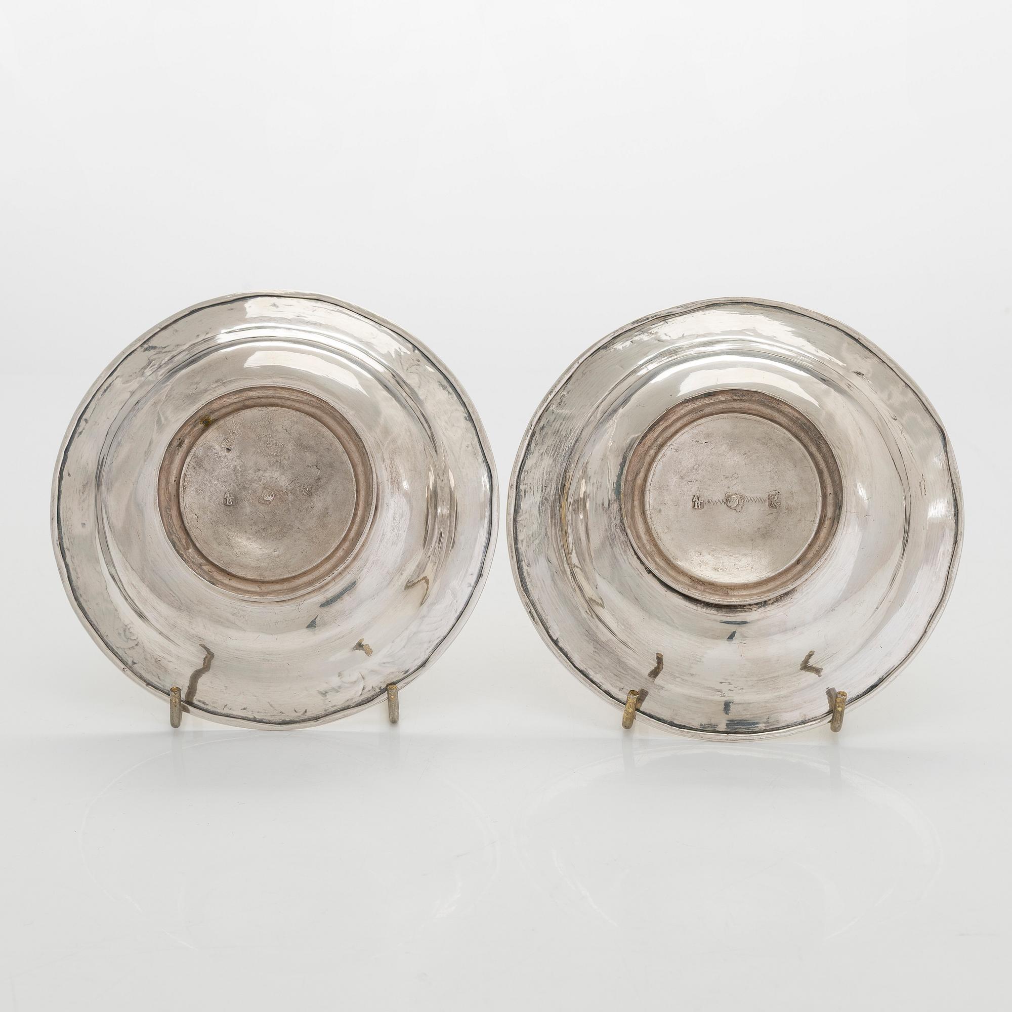 Kaffekoppar, ett par, silver och förgyllt silver (12L), sannolikt A F Bergmüller, Weissenfels, ca 1820. Empir.