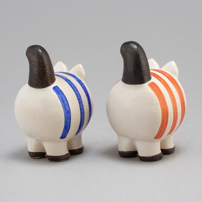 LISA LARSON, a pair of stoneware figurines, made for the japanese market.