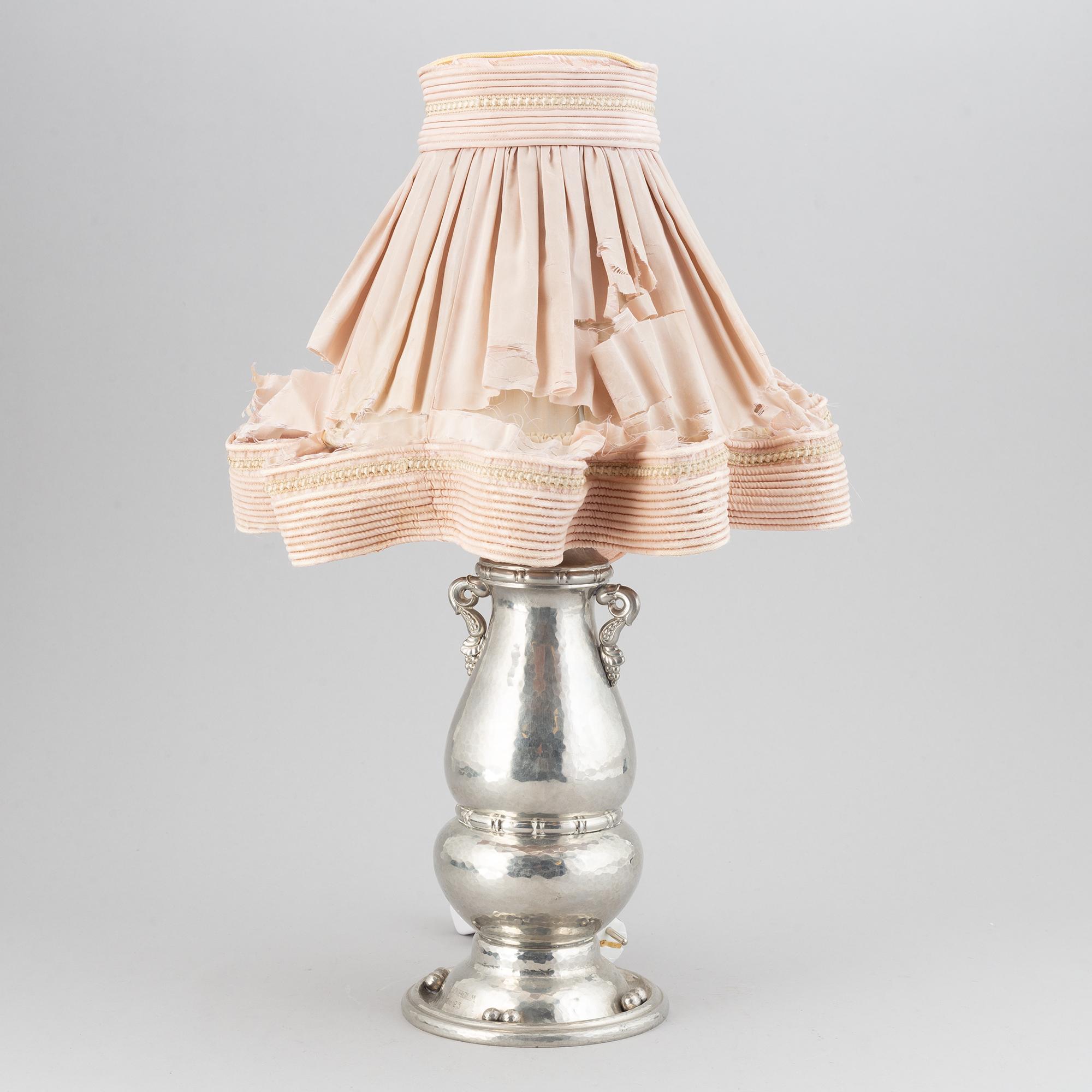 A pewter table lamp from Gerotin, Holland/Denmark, first half of the 20th-century.