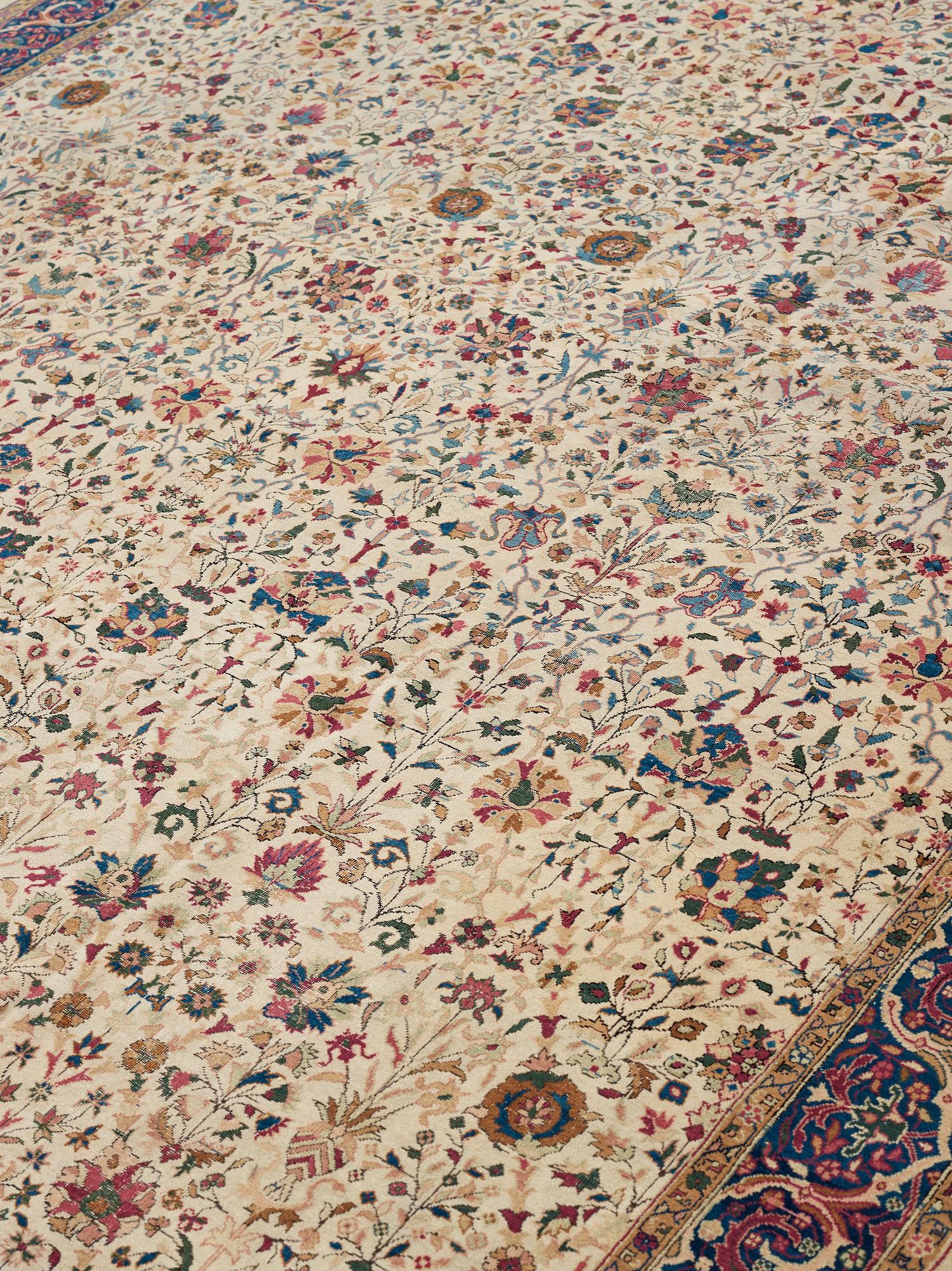 A CARPET, an antique/semi-antique Sivas/Sparta, ca 357-361 x 274-277 cm.