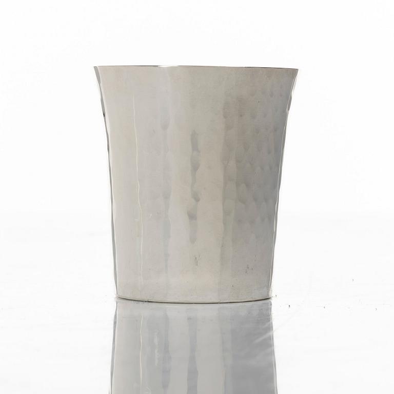 Seven silver beakers, Mema Guld & Silver Ab, Lidköping 1972-1974.