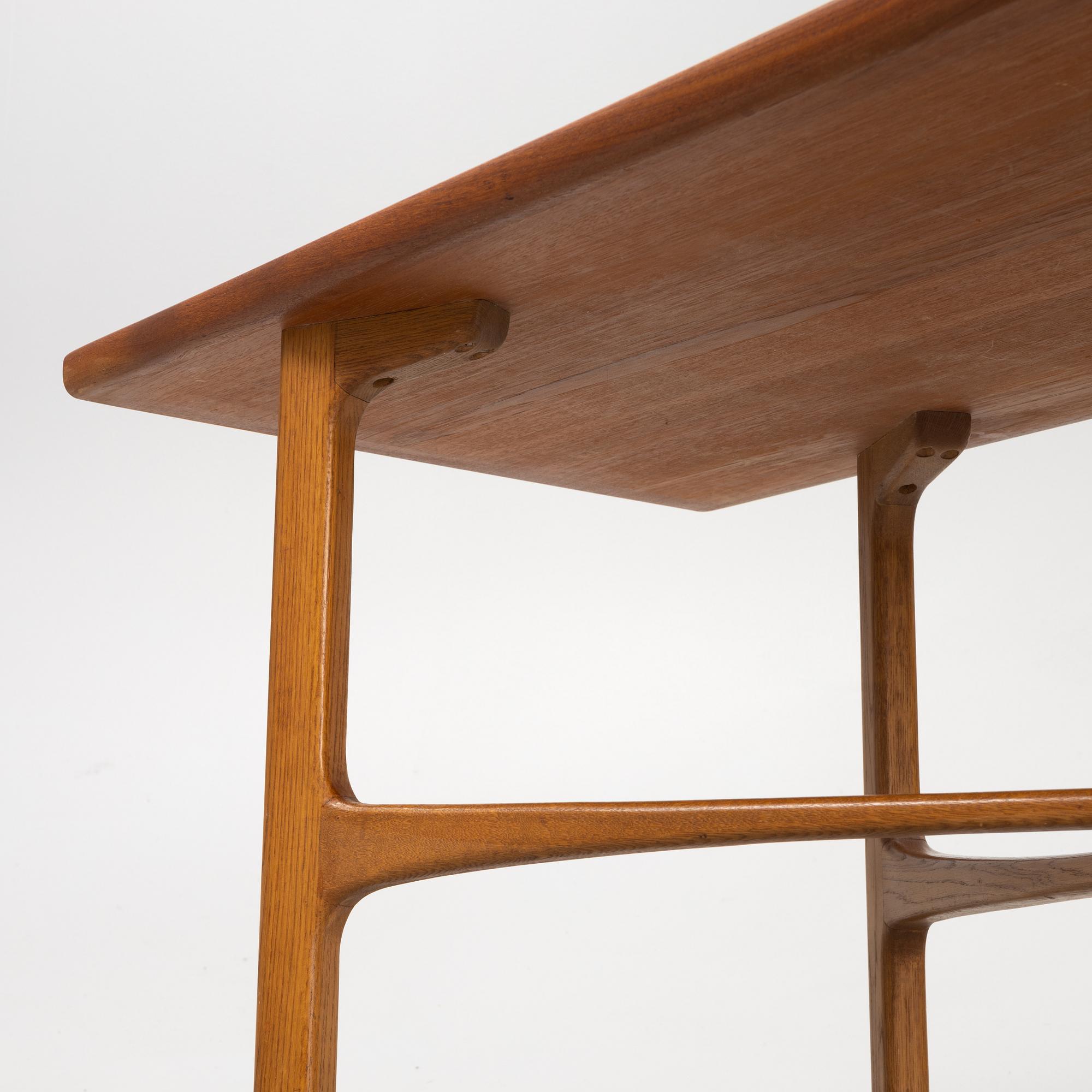 Folke Ohlsson, a teak coffee table, Bodafors, 1950's/60's.