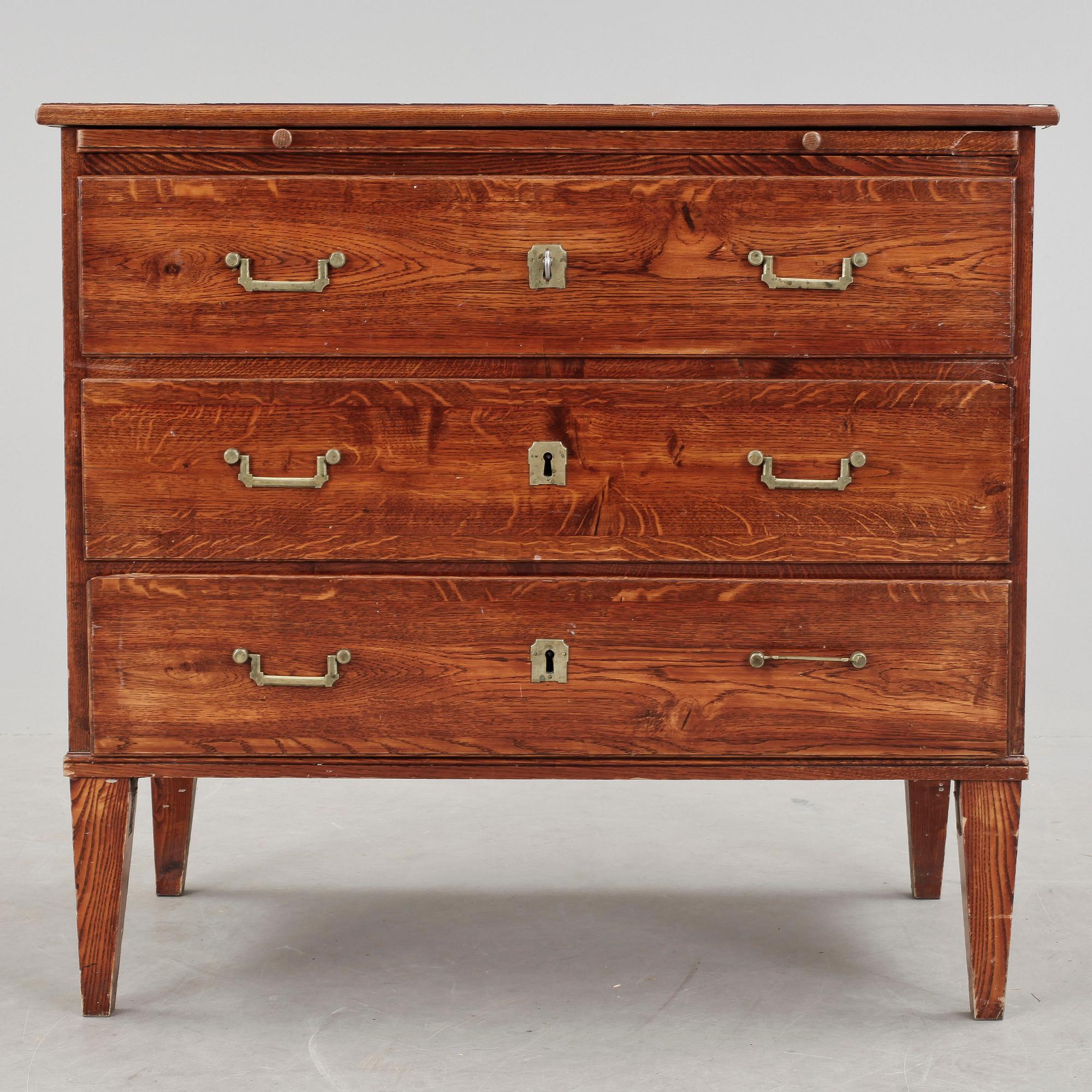 BYRÅ, sengustaviansk, 1800-talets början.