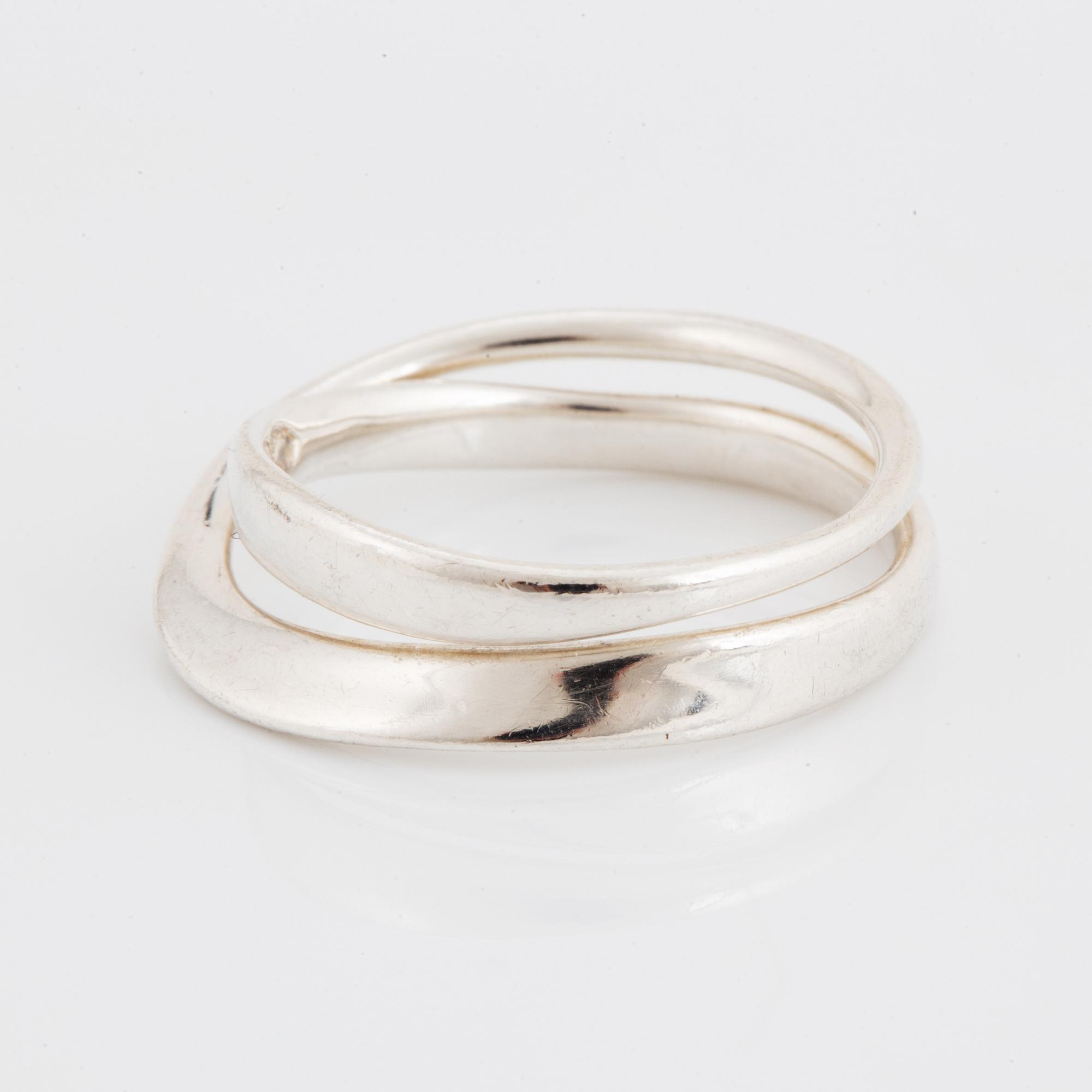 VIVIANNA TORUN BÜLOW-HÜBE, för Georg Jensen, ring Möbius, nr 369. Silver.