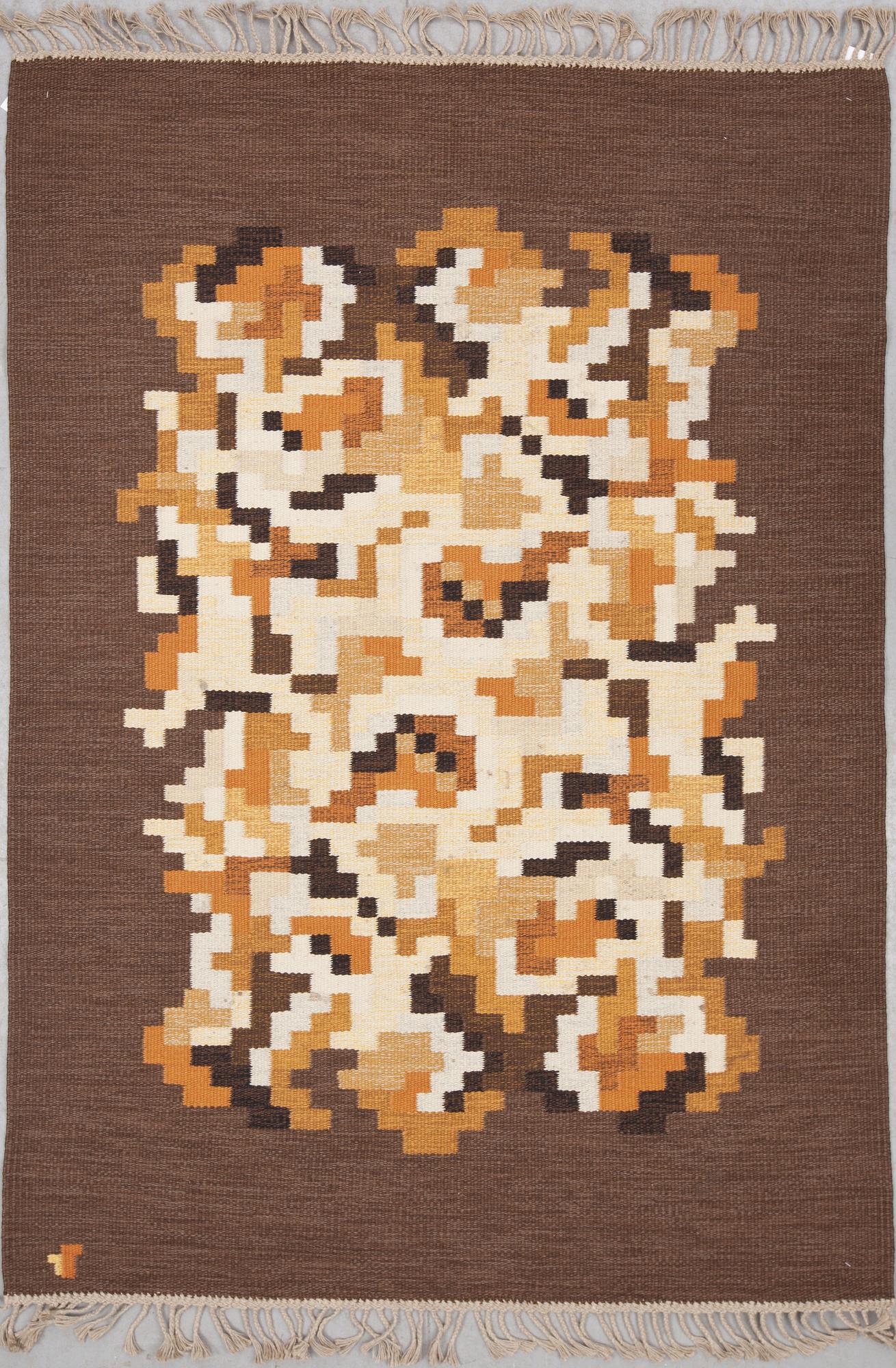 MATTA, rölakan, "Korall", Erik Lundberg, Vävaregården, 1900-talets andra hälft, ca 202 X 142cm.