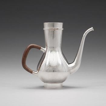 Sigurd Persson, kaffekanna, silver, Stockholm 1969.