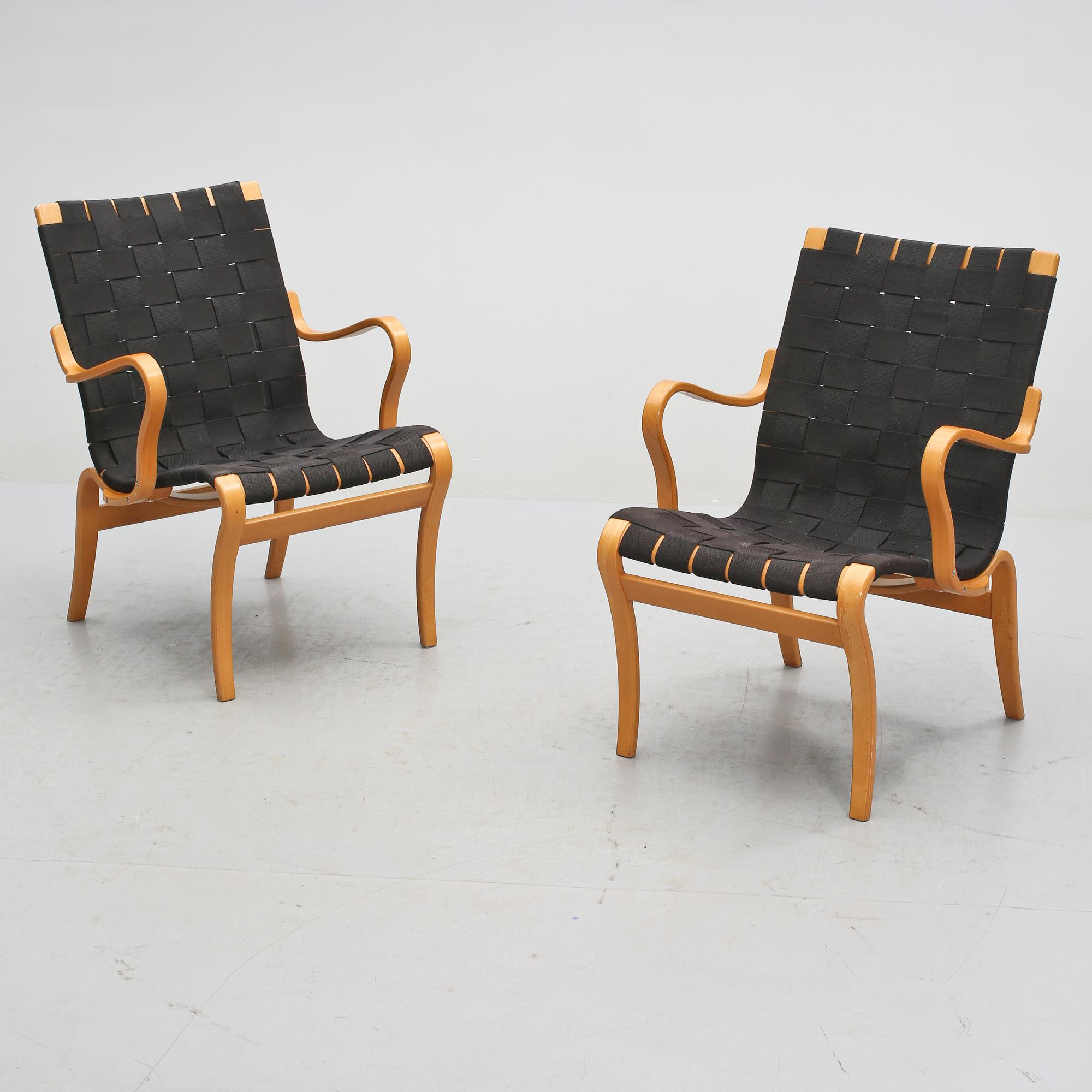FÅTÖLJER, ett par, "Mina", Bruno Mathsson, Mathsson International, Värnamo, 2000.