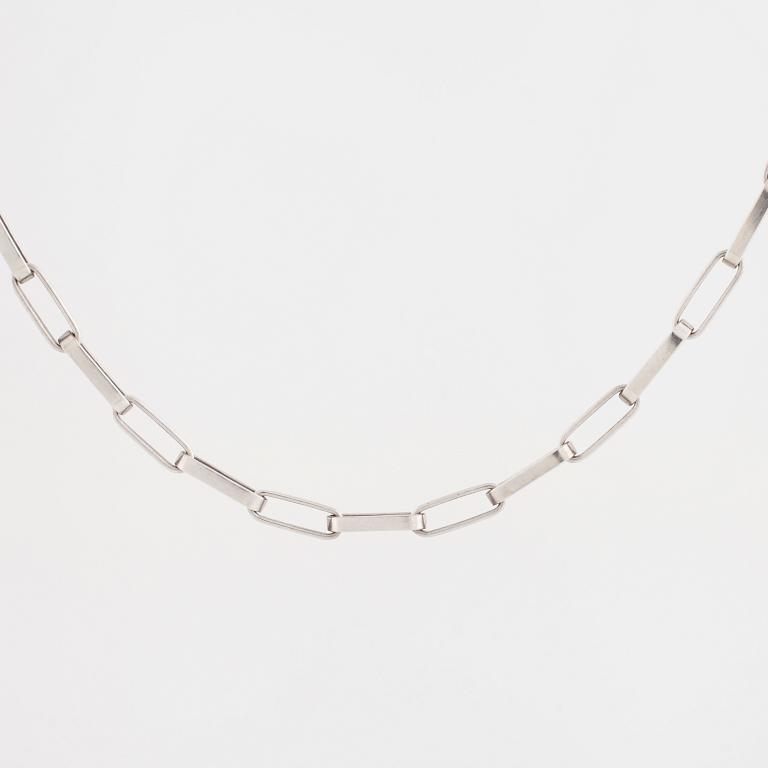 KARL-INGEMAR JOHANSSON, Göteborg, 1988, a necklace.