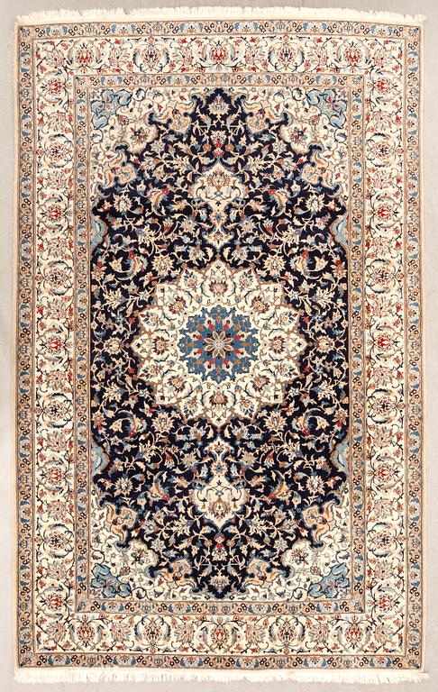 Matta, Nain, ca 272 x 162 cm.