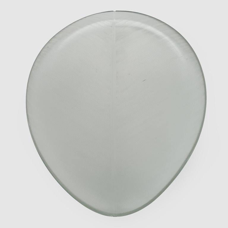 Tapio Wirkkala, A glass bowl "Lehti" (Leaf), signed Tapio Wirkkala Iittala -55.