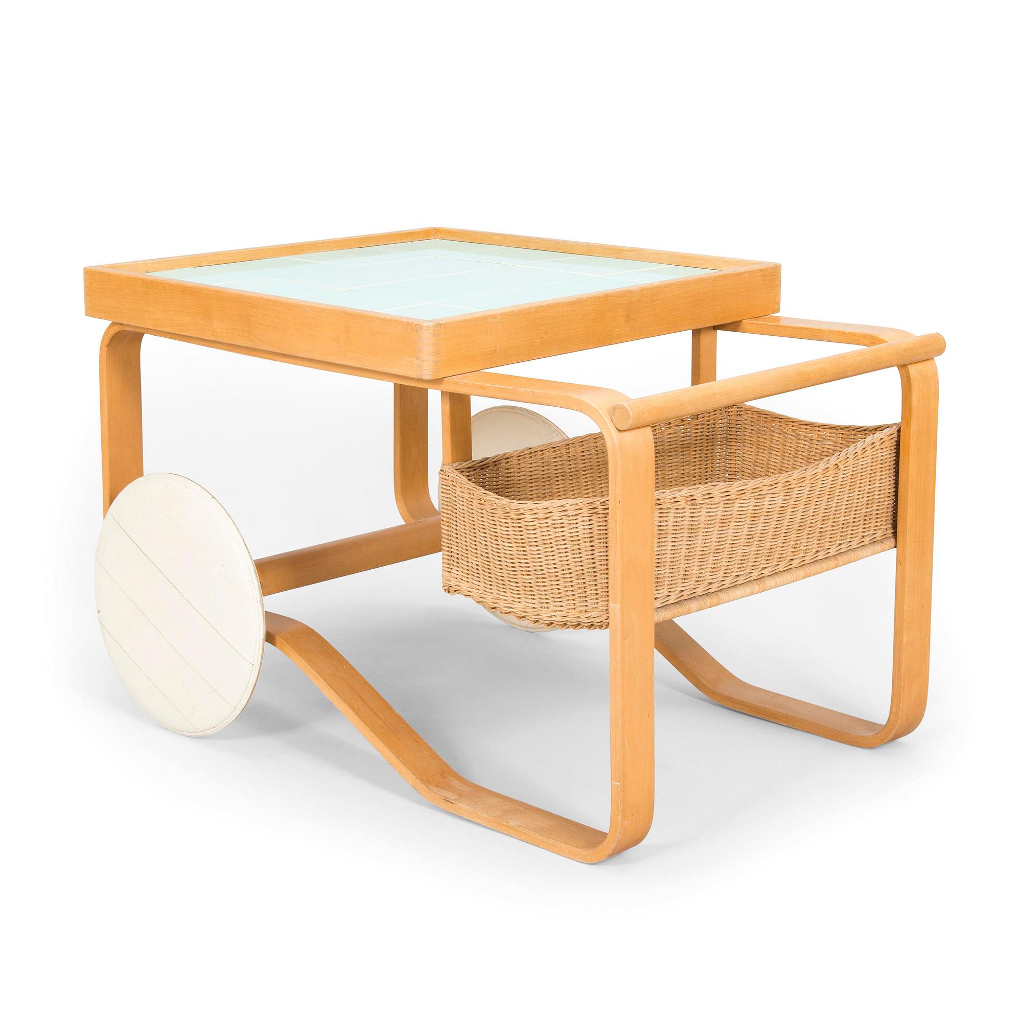 Alvar Aalto, serveringsvagn, modell 100, O.Y Huonekalu-ja Rakennustyötehdas A.B. tidigt 1950-tal.