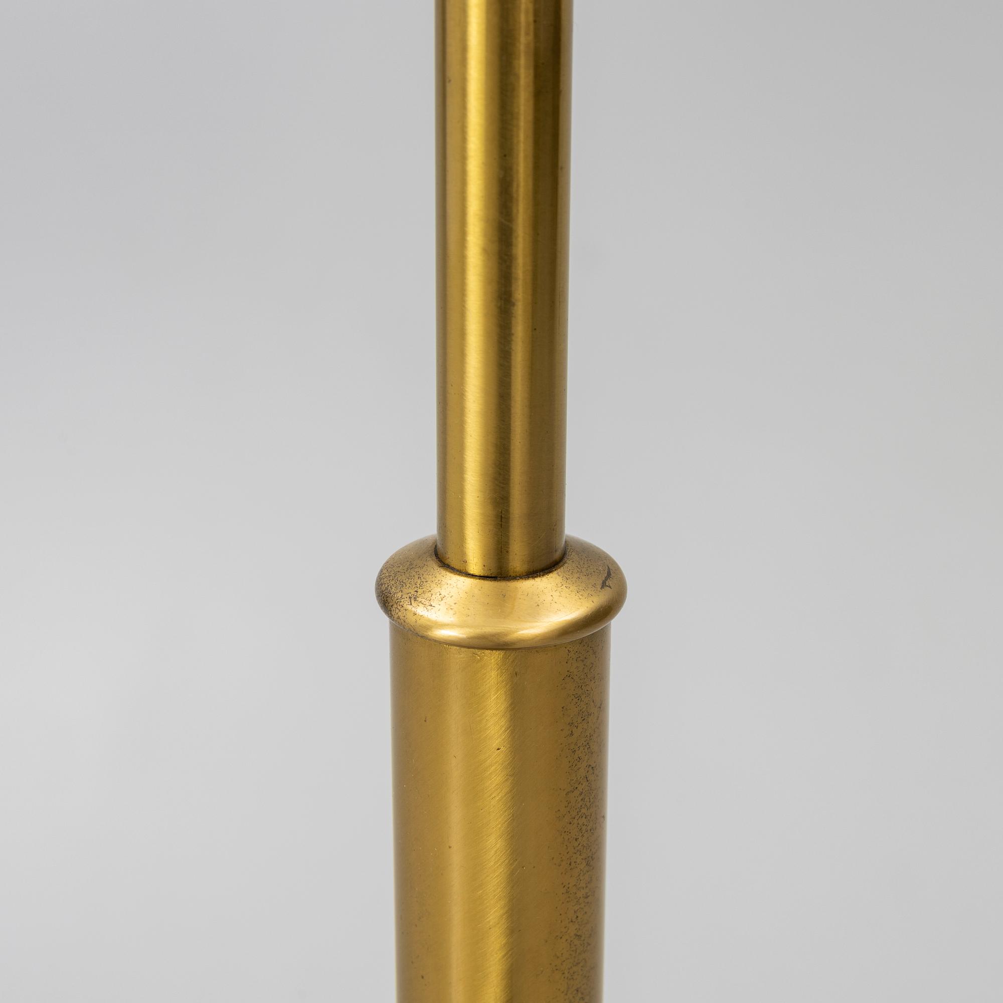 Josef Frank, golvlampa, modell 2368/2148, Firma Svenskt Tenn, 1900-talets andra hälft.