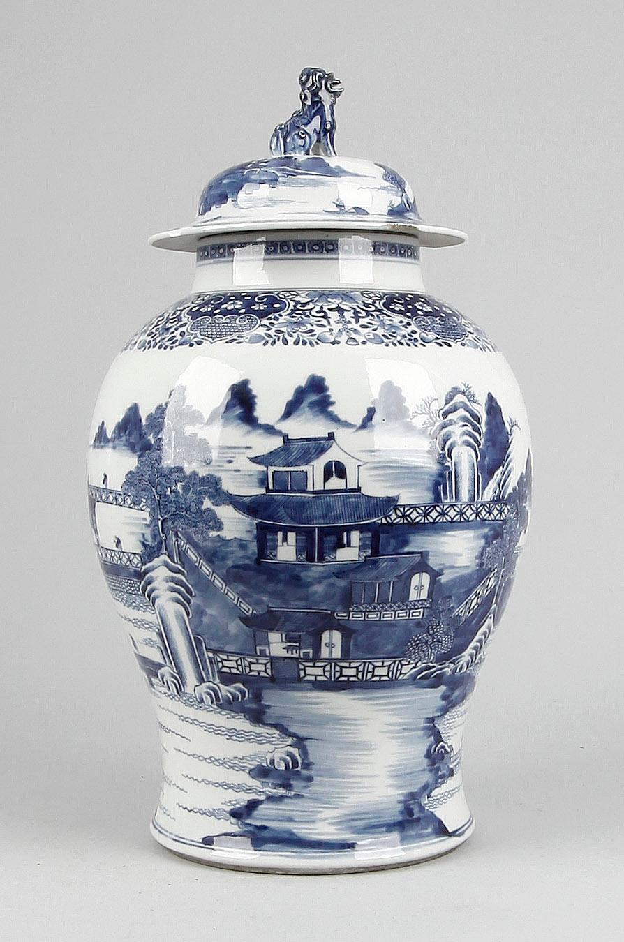 LOCKURNA, porslin, Kina, 1800-tal.