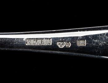 MATBESTICK, 54+12 delar, silver, snarlik "Svensk spets", MGAB, Uppsala, 1950-tal. Tot vikt (inkl knivar) ca2268g.