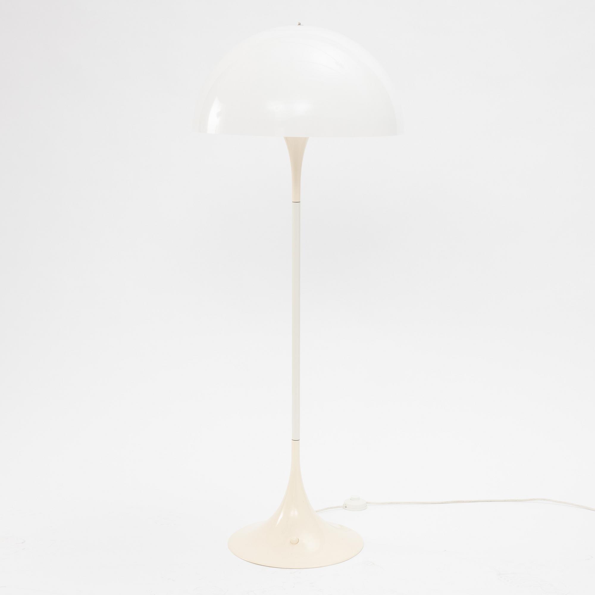 Verner Panton, golvlampa, "Panthella", Louis Poulsen, Danmark.