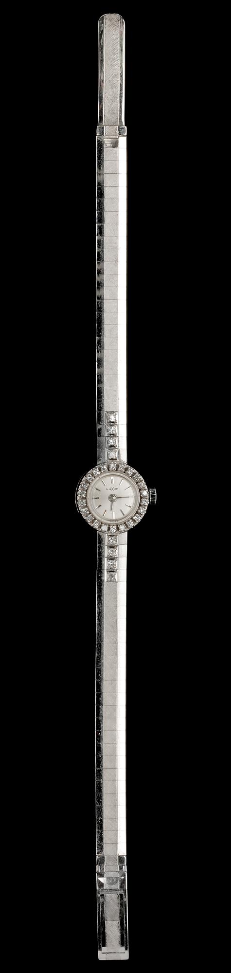 LADIES WRIST WATCH, Luxor, eight cut diamonds, tot. app. 0.40 cts.