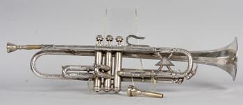 TRUMPET, vitmetall.