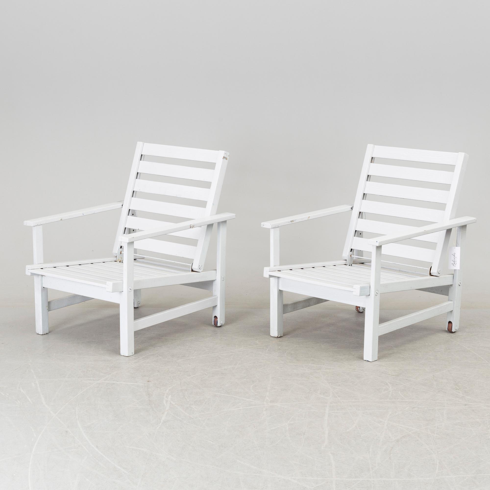 A pair of easy chairs by Elsa Stackelberg, Fri Form.