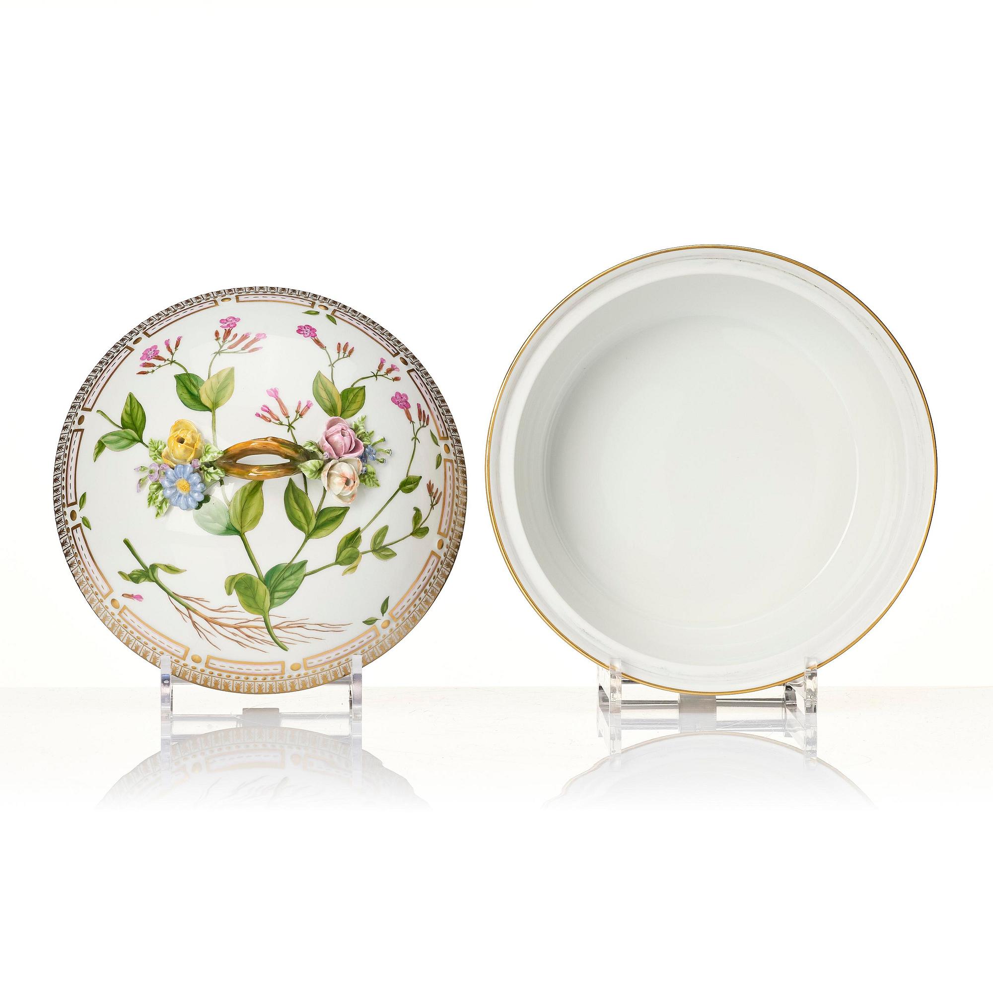 A Royal Copenhagen 'Flora Danica' vegetable tureen with cover, Denmark, 20th century.