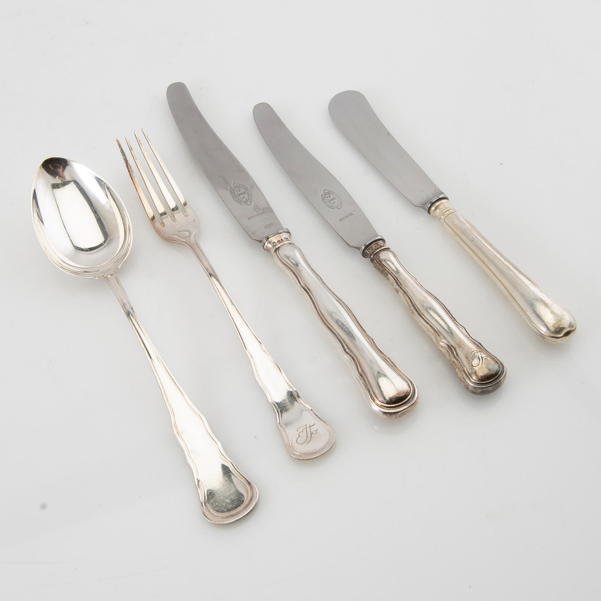 Cutlery, 60 dlr silver "Chippendale" CG Hallberg Stockholm 1945.