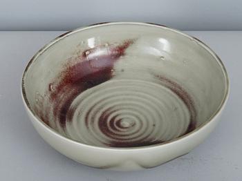 Toini Muona, A CERAMIC DISH.