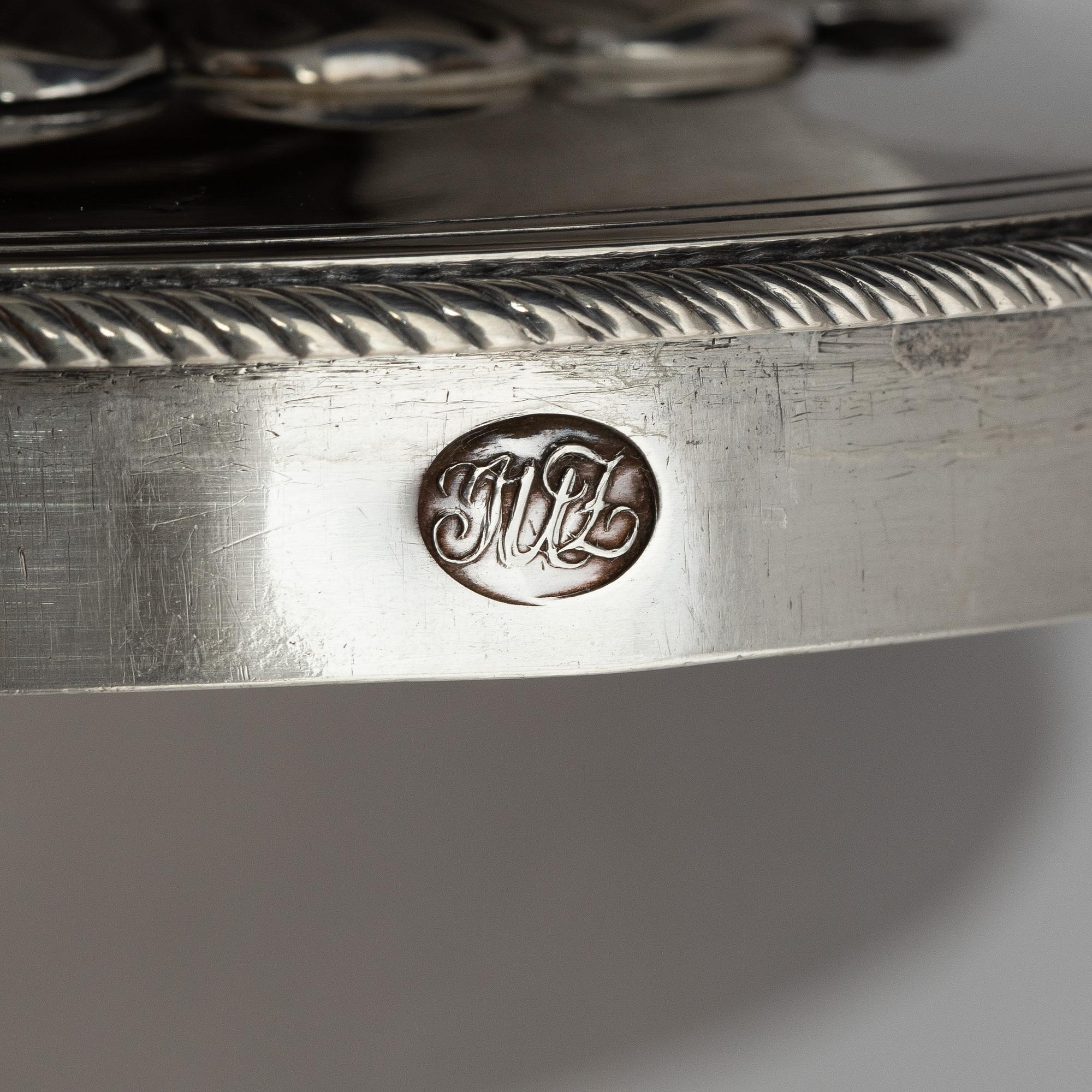 Kilian Kelson, tekanna, silver, Stockholm 1756. Rokoko.