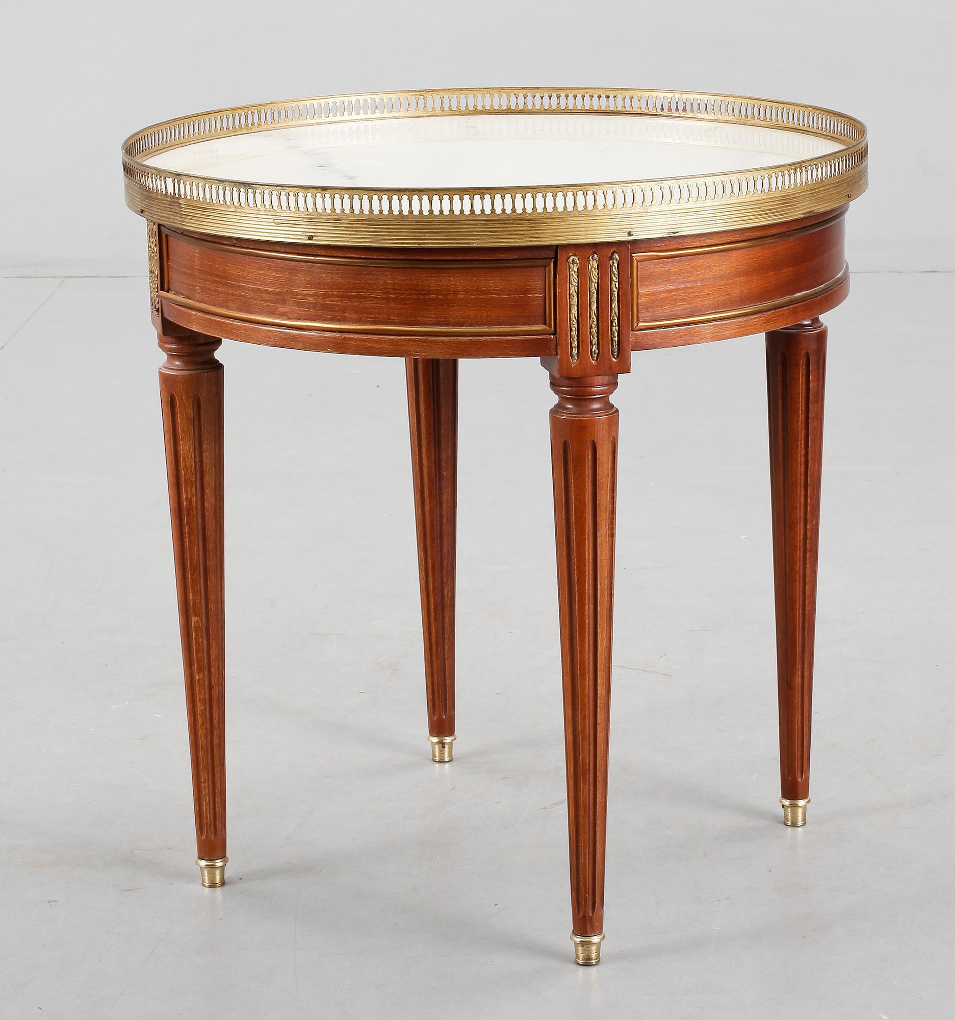 SOFFBORD, gustaviansk stil, 1900-tal.