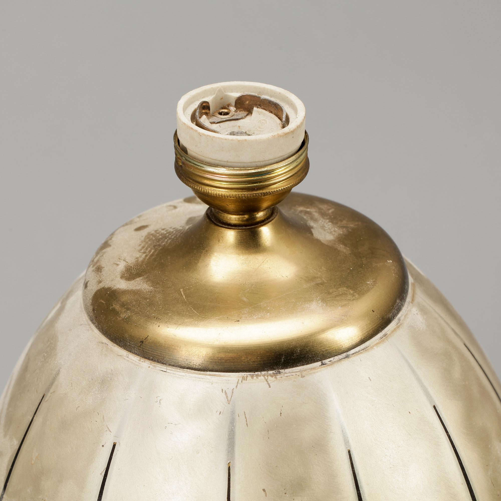 BORDSLAMPA, Wurttembergischee Metallwarenfabrik, 1900-talets första hälft.