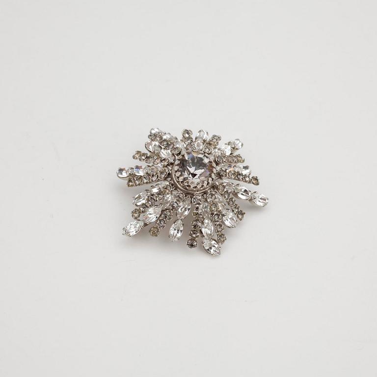 CHRISTIAN DIOR enligt uppgift, brosch.