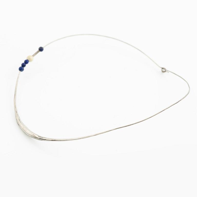 PA Lundahl-Terrs, a necklace, 18K white gold, Växjö 1972.