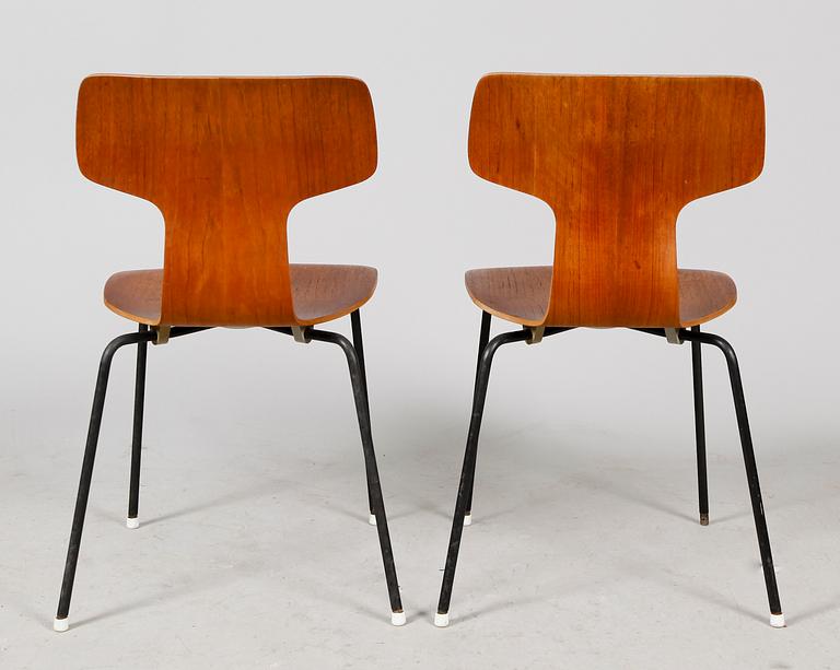 STOLAR, 1 par, Arne Jacobsen för Fritz Hansen, Danmark, 1900-talets mitt.