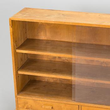 A 1940s.bookcase.