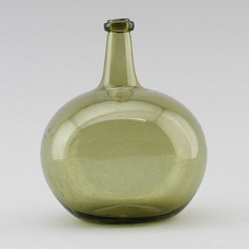 FLASKA, gröntonat glas, 1700-tal.