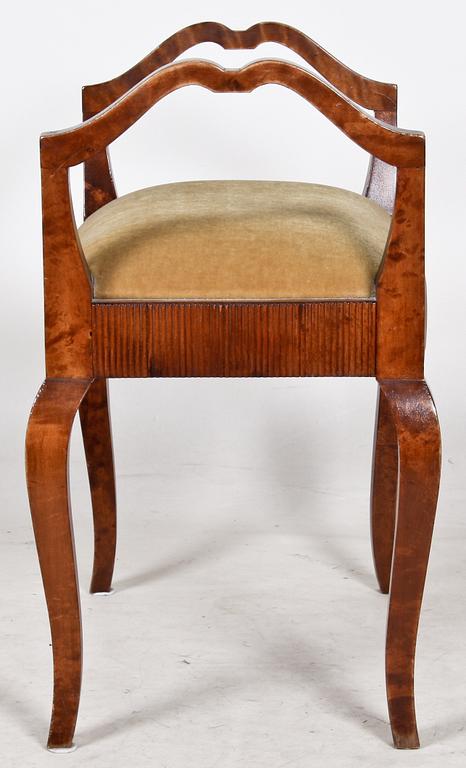 SEKRETÄR samt TABURETT, rokokostil, 1900-tal.
