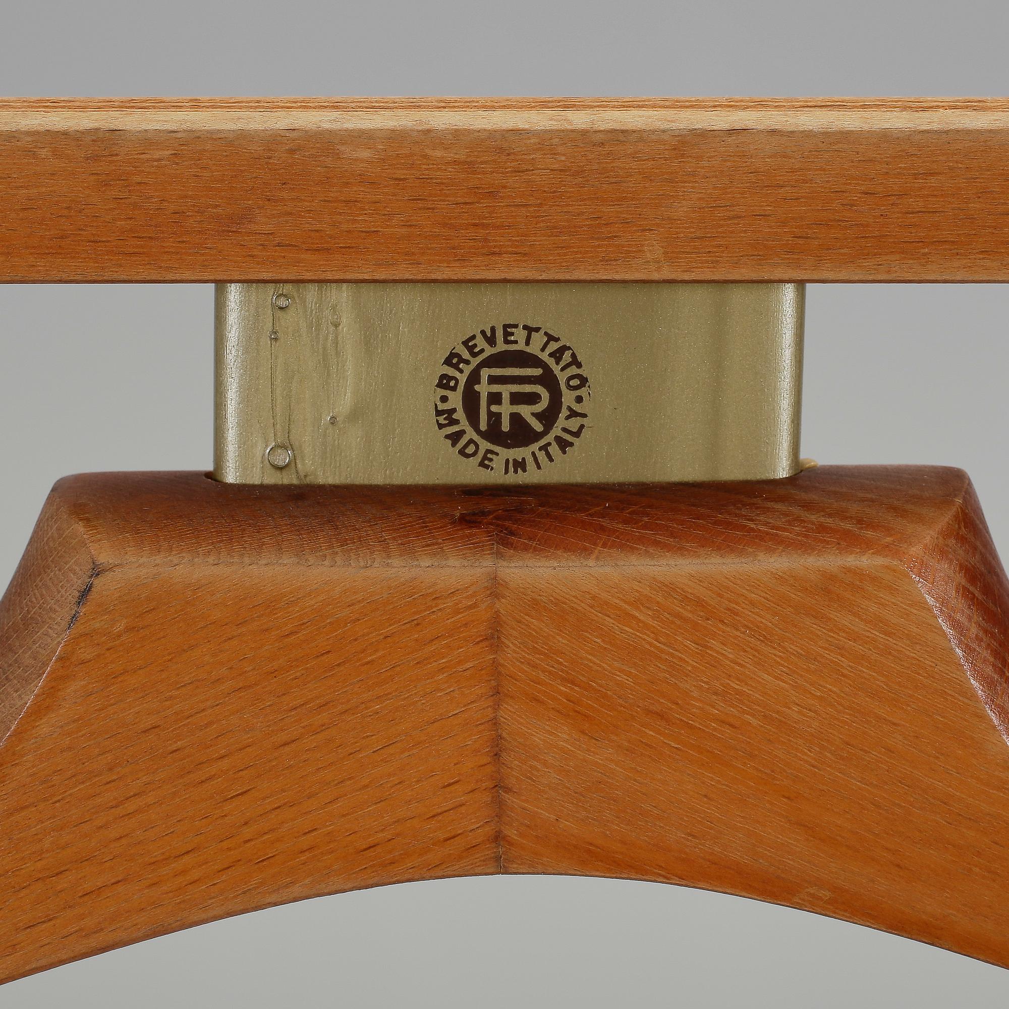 HERRBETJÄNT, Brevettato, Italien, 1900-talets andra hälft.