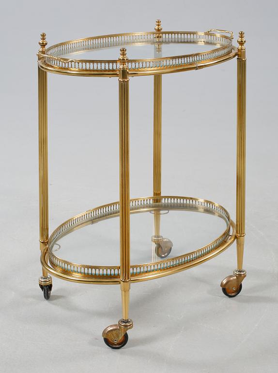 SERVERINGSVAGN, 1900-talets fjärde kvartal.