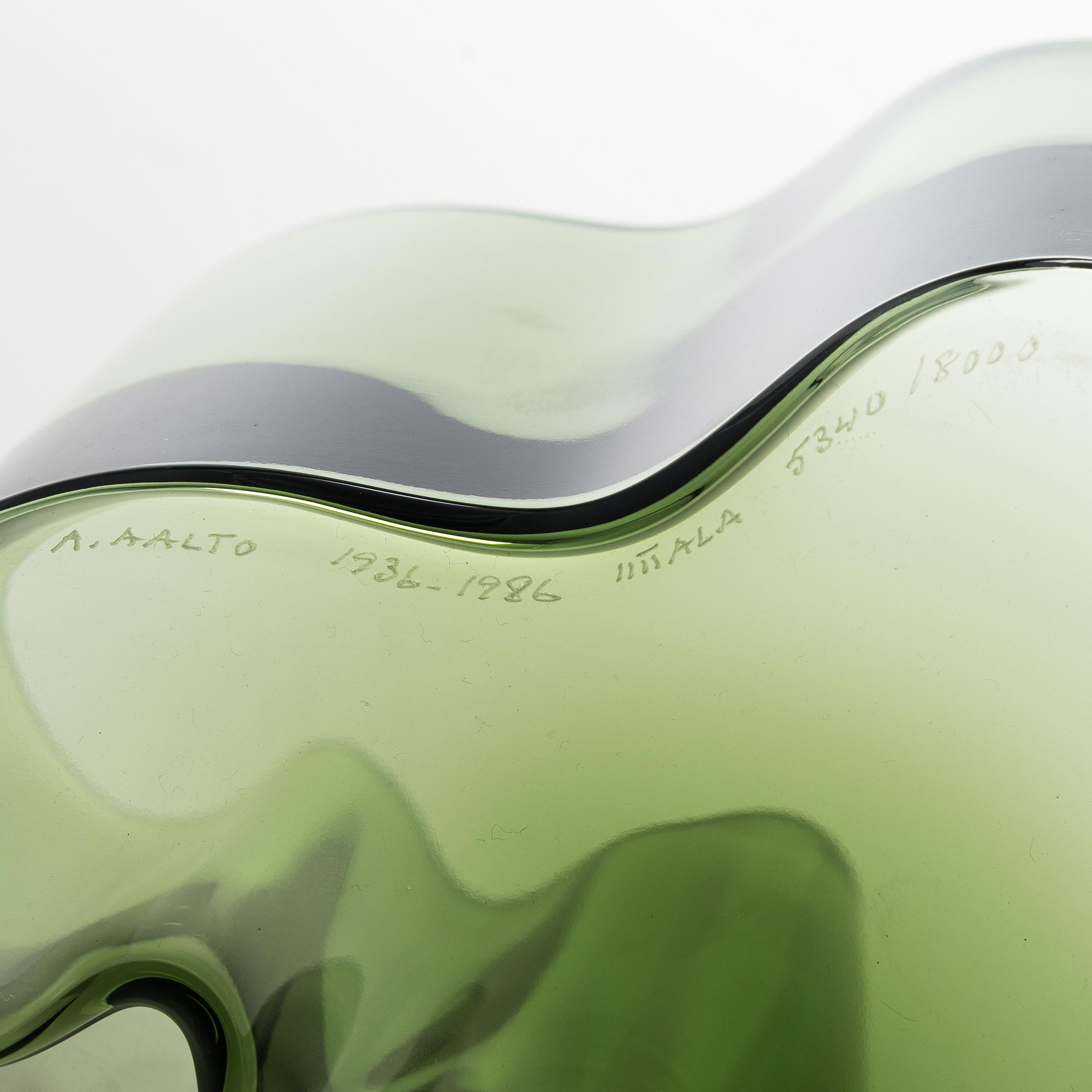 Alvar Aalto, Vas, 50-års jubileumsvas, signerad A. Aalto 1936-1986 Iittala 5340/8000.