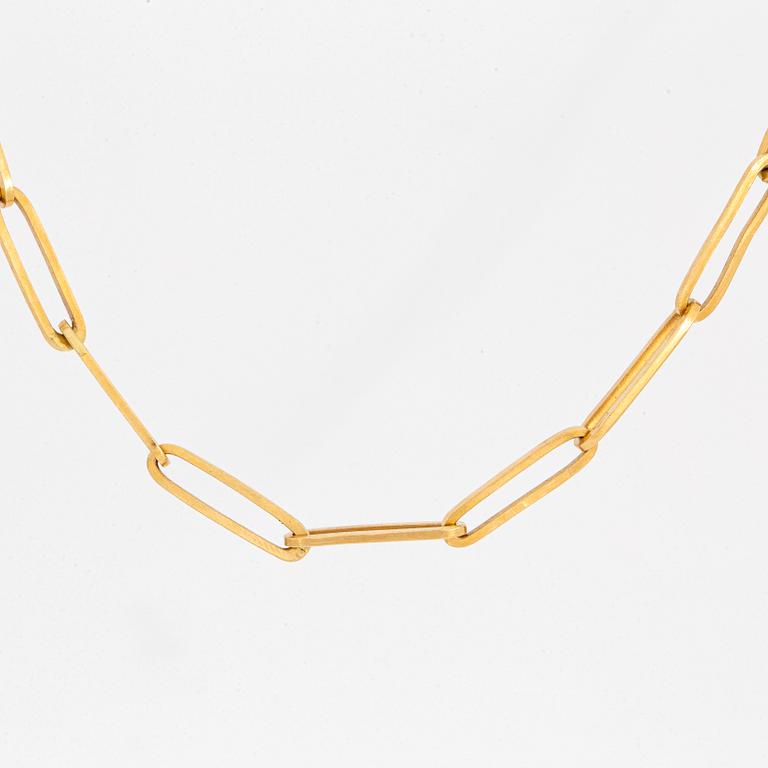 18K gold Rey Urban necklace.