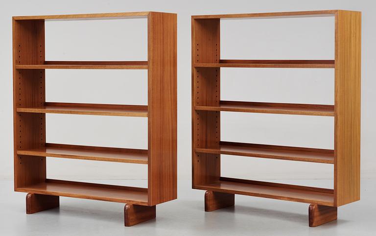 A set of two Josef Frank mahogany bookshelves by Svenskt Tenn.