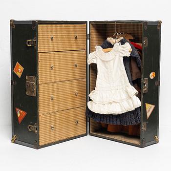 Travel wardrobe for doll clothes, Basset, circa 1900.