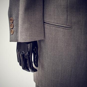 KOSTYM, Giorgio Armani.