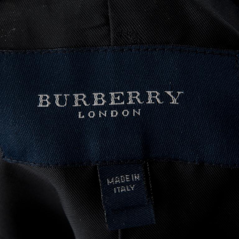 KAVAJ, Burberry.