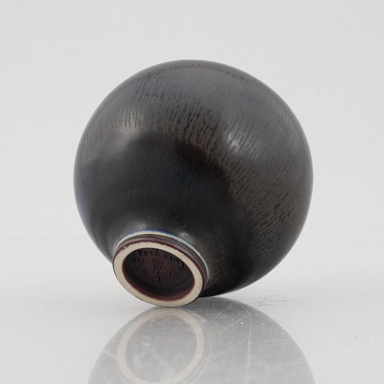 Berndt Friberg, a stoneware vase, Gustavsbergs studio, Sweden, 1975.